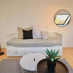 Beech Apartment: Maisonette + Free Parking + Netflix * Essen