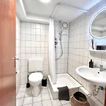 Beech Apartment: Maisonette + Free Parking + Netflix Essen