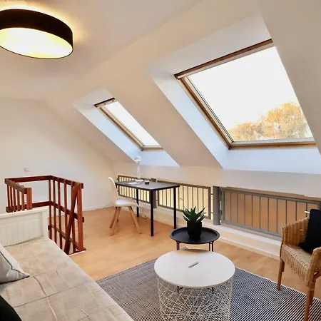 Beech Apartment: Maisonette + Free Parking + Netflix Essen