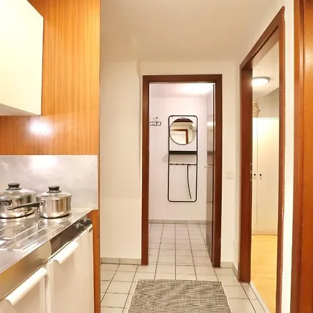 Beech Apartment: Maisonette + Free Parking + Netflix Essen