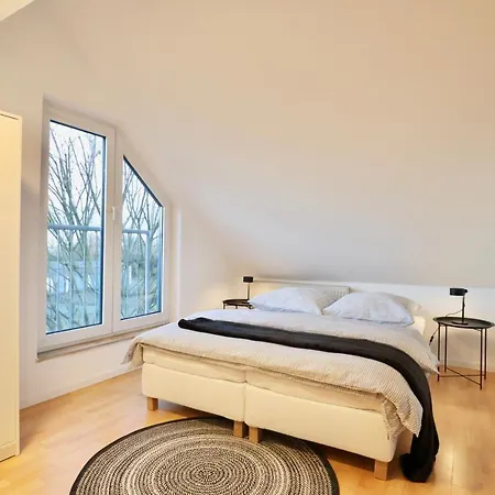 Beech Apartment: Maisonette + Free Parking + Netflix *