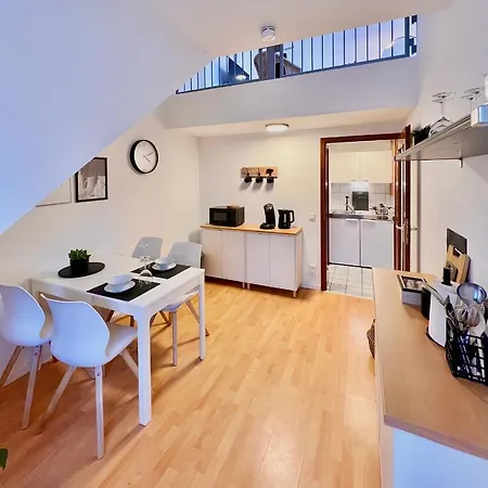 Apartman Beech Apartment: Maisonette + Free Parking + Netflix Essen
