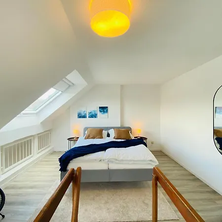 Beech Apartment: Maisonette + Free Parking + Netflix Διαμέρισμα Έσσεν