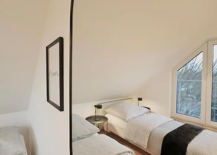 Beech Apartment: Maisonette + Free Parking + Netflix Essen