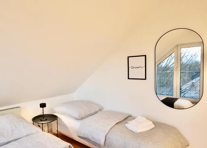 Διαμέρισμα Beech Apartment: Maisonette + Free Parking + Netflix *