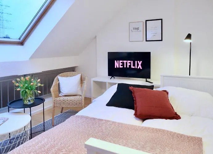 Beech Apartment: Maisonette + Free Parking + Netflix * Έσσεν