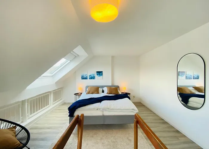 Beech Apartment: Maisonette + Free Parking + Netflix Apartment Essen